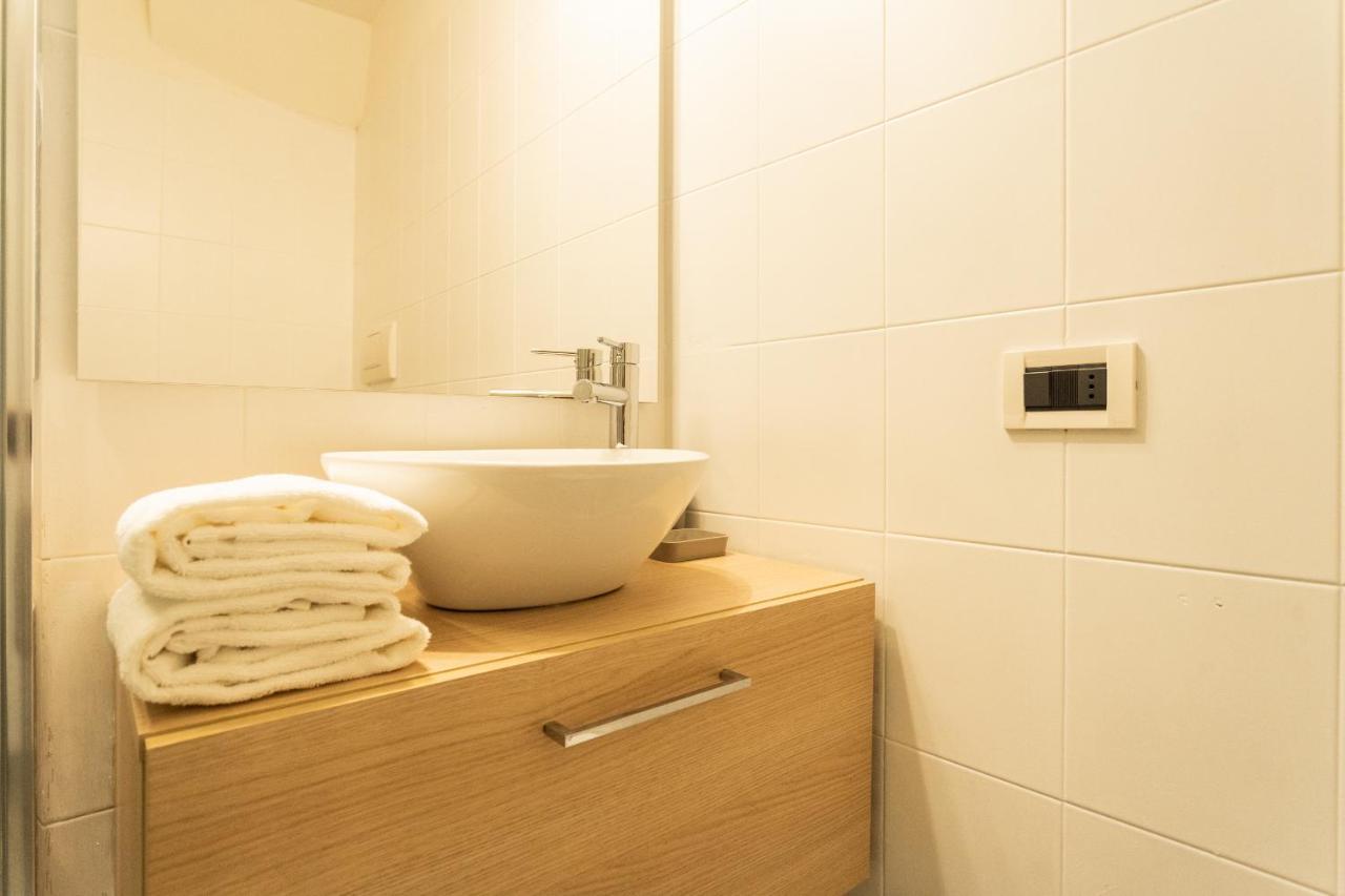 ***** Romantic Suite - Como Center Kültér fotó